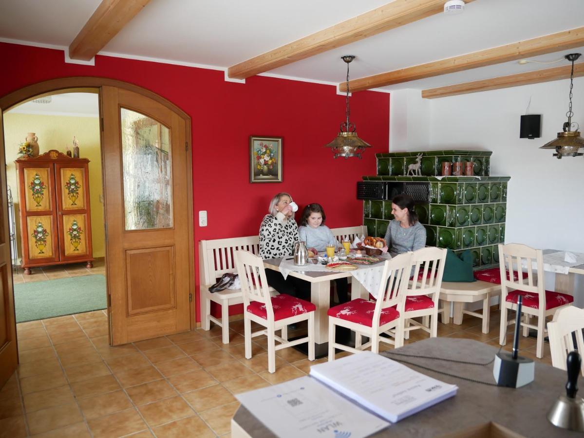 Pension Ambros Buchlberg Bagian luar foto