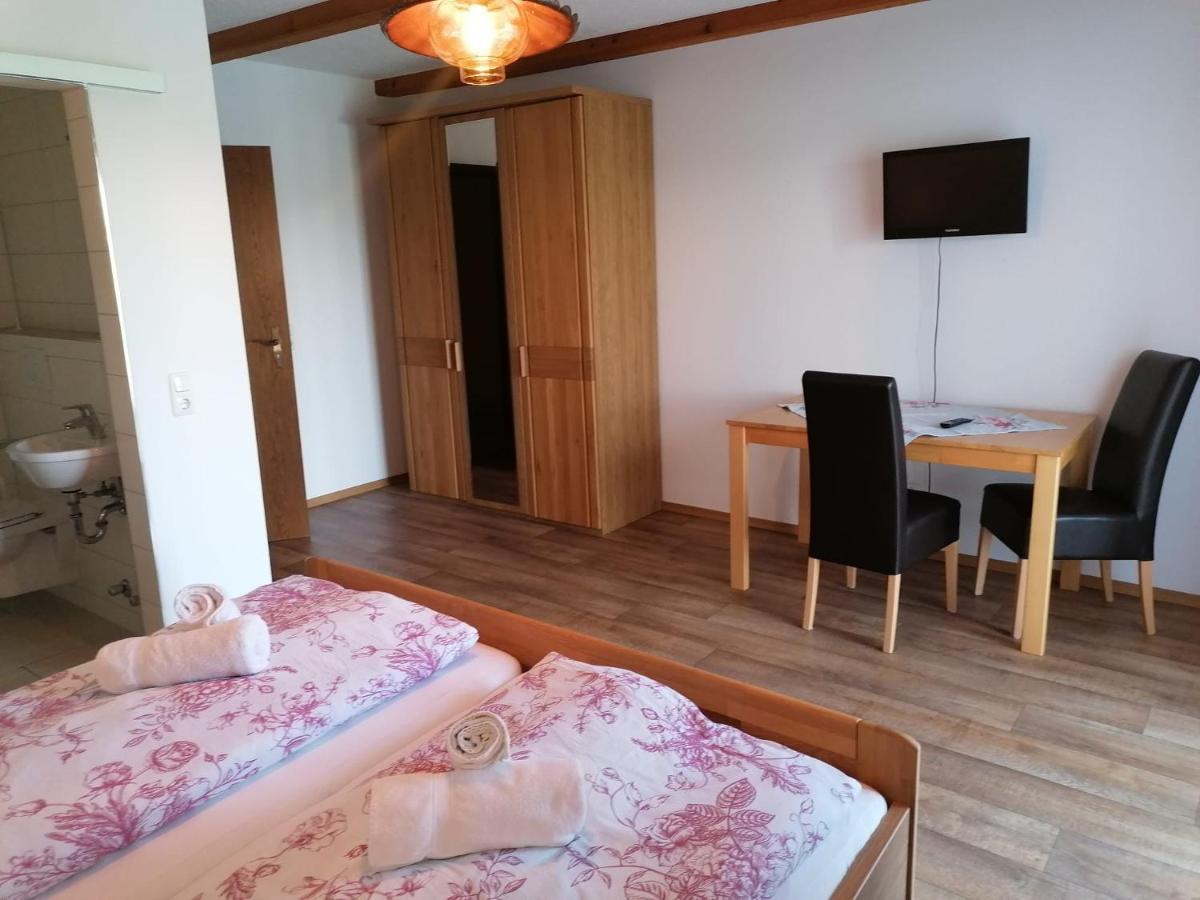 Pension Ambros Buchlberg Bagian luar foto