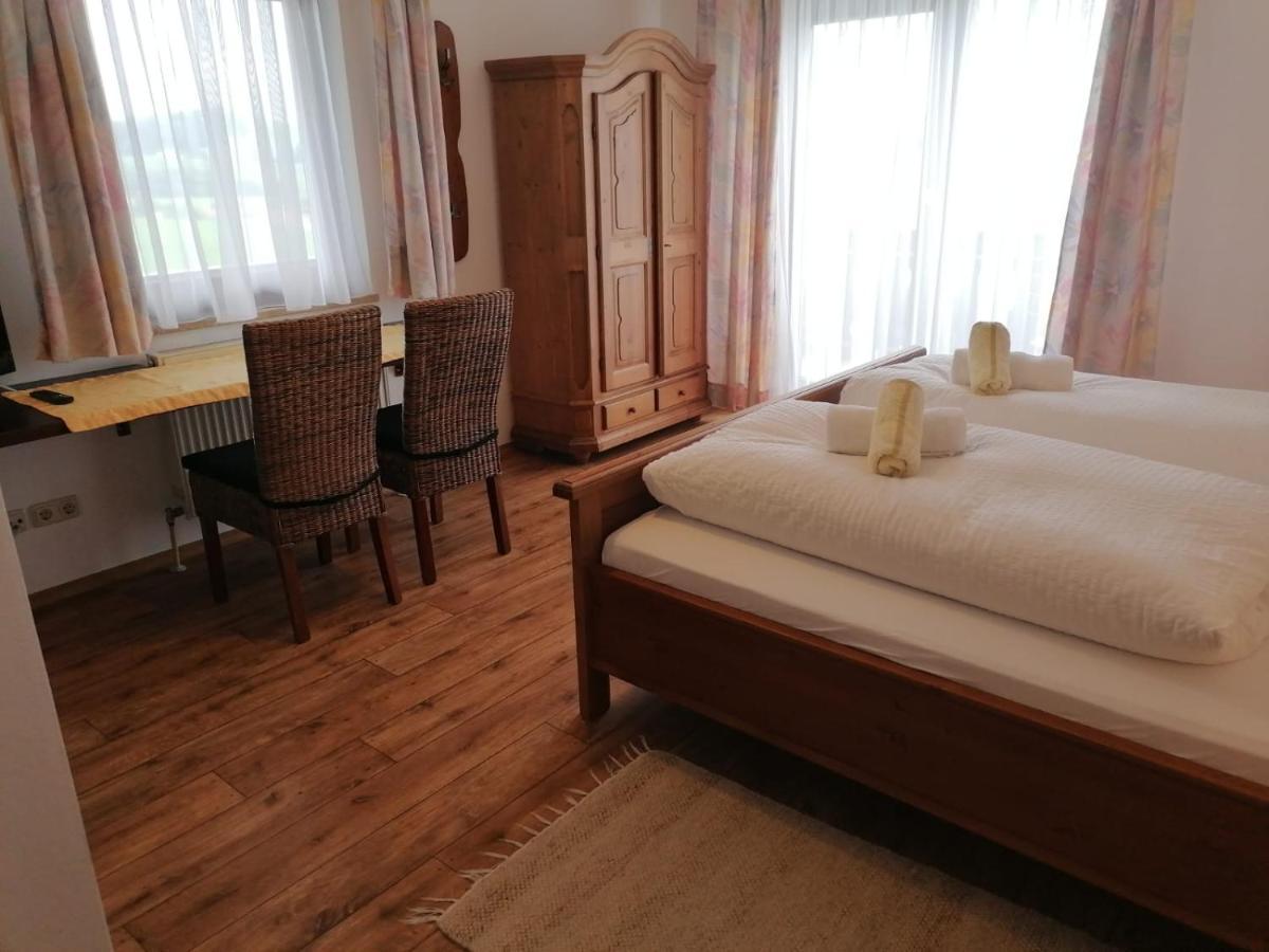 Pension Ambros Buchlberg Bagian luar foto