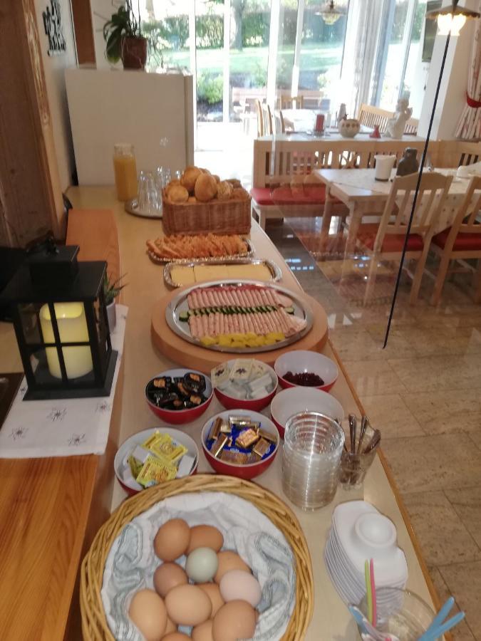 Pension Ambros Buchlberg Bagian luar foto
