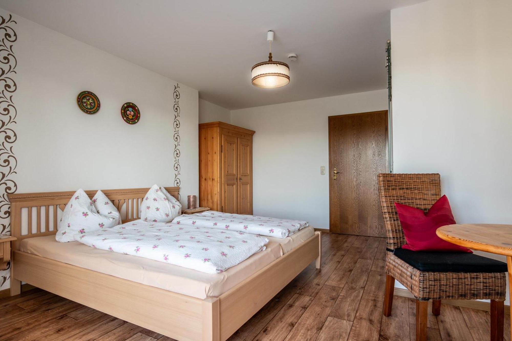 Pension Ambros Buchlberg Bagian luar foto